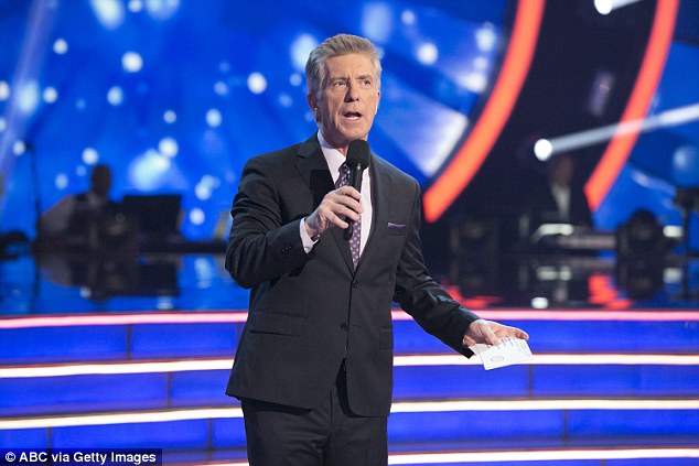 Tom Bergeron Has Short Arms Fvyavm