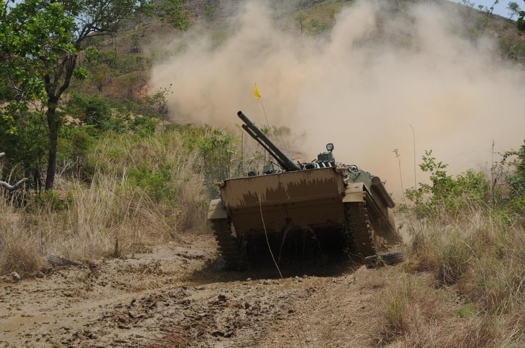 EJÉRCITO DE VENEZUELA - Página 16 J9yijp