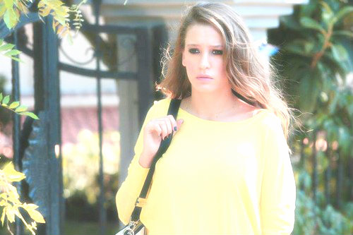 Serenay Sarikaya/სერენაი სარიკაია #23 - Page 10 Ngdbpl