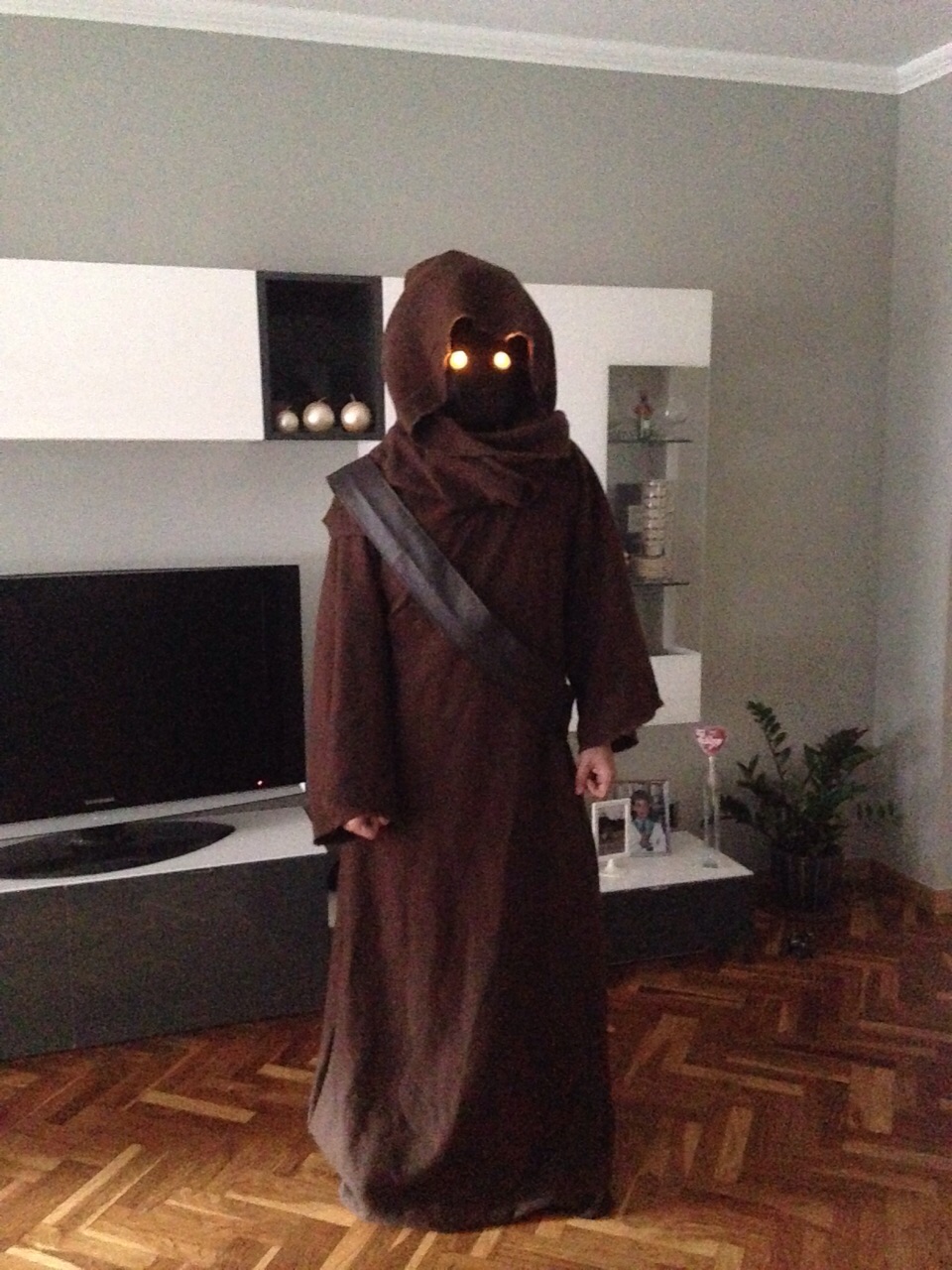 ¡Utiniiii! ¡Un jawa quiere unirse! Vrzmdy