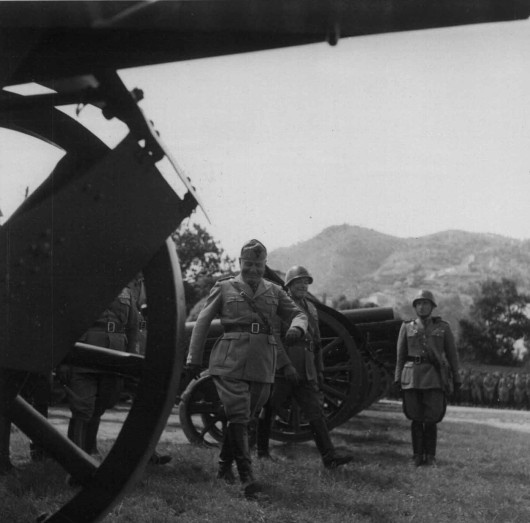 Mussolini à Menton (06) 207b777