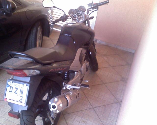 Você tem moto? Qual? 24zkw02