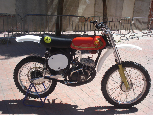 Montesa Cappra 75 - Trofeo 1976 * Rafbultaco - Página 6 29dz59e