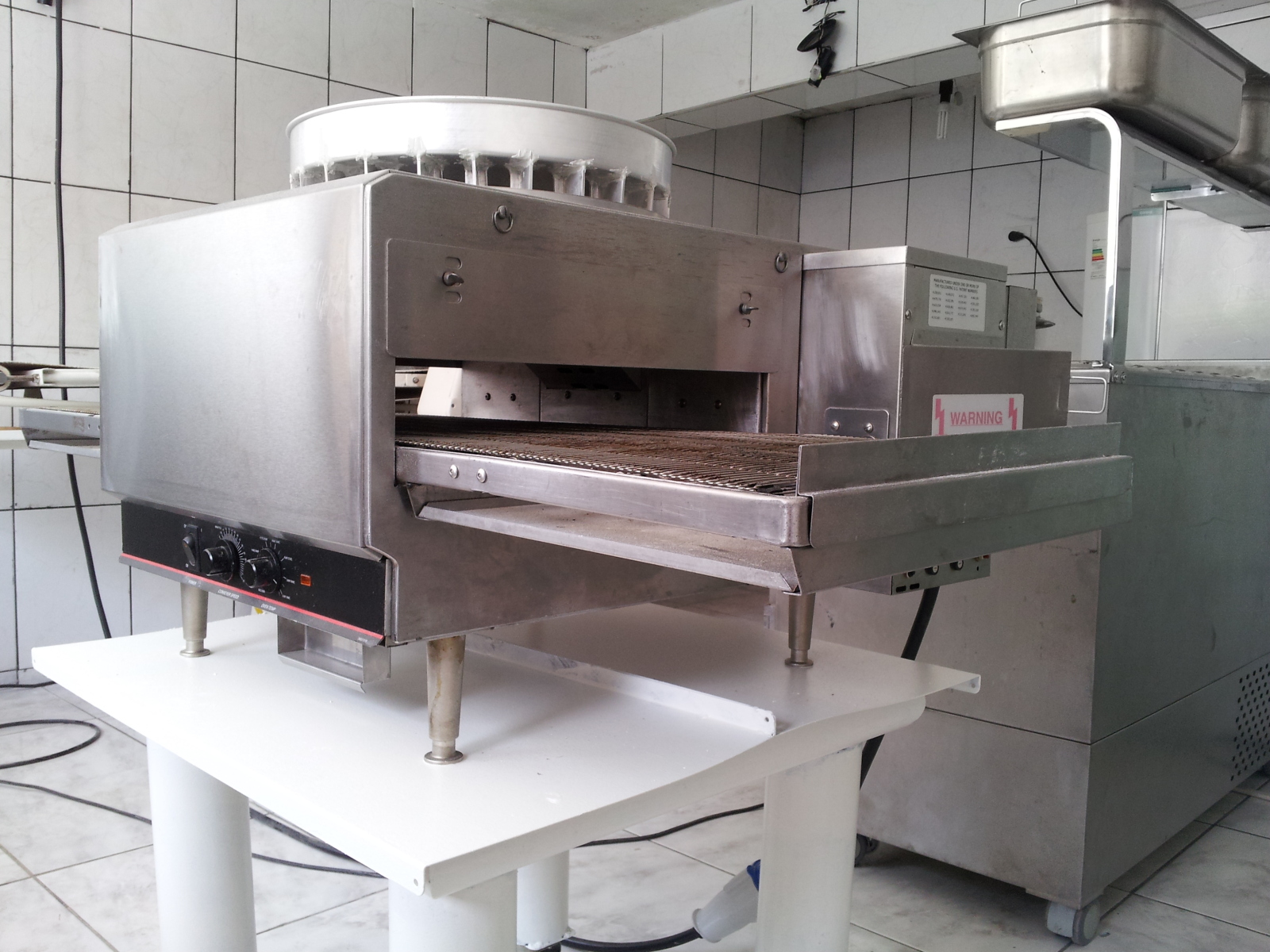 VENDE FORNO ESTEIRA LINCOLN MODELO 1302  2h6a8bc