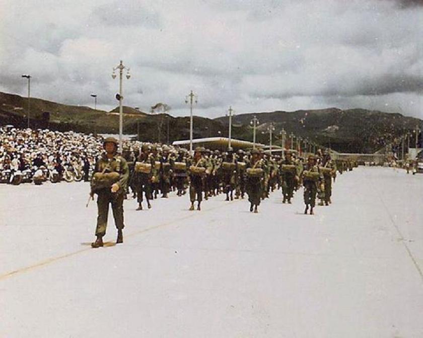 FAES del Ejército Bolivariano 2m6n85z