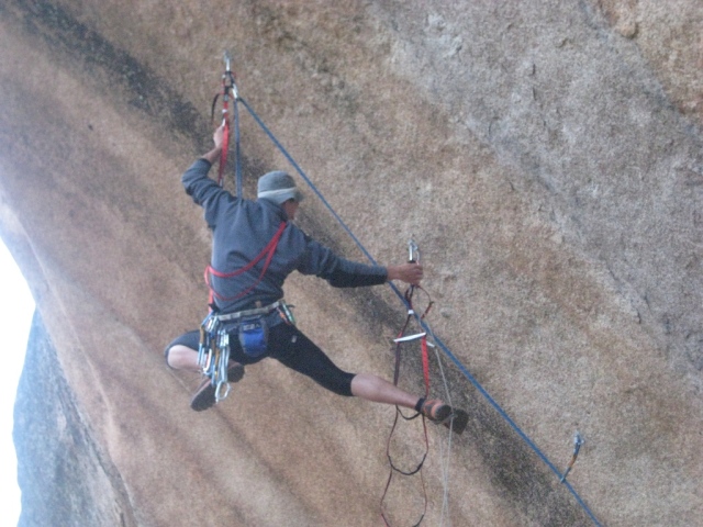 20100918 - PEDRIZA - VÍA SUR DIRECTA AL PÁJARO (6c/V+) Ddj4tz