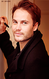 Taylor Kitsch - 200*320 E1dduq