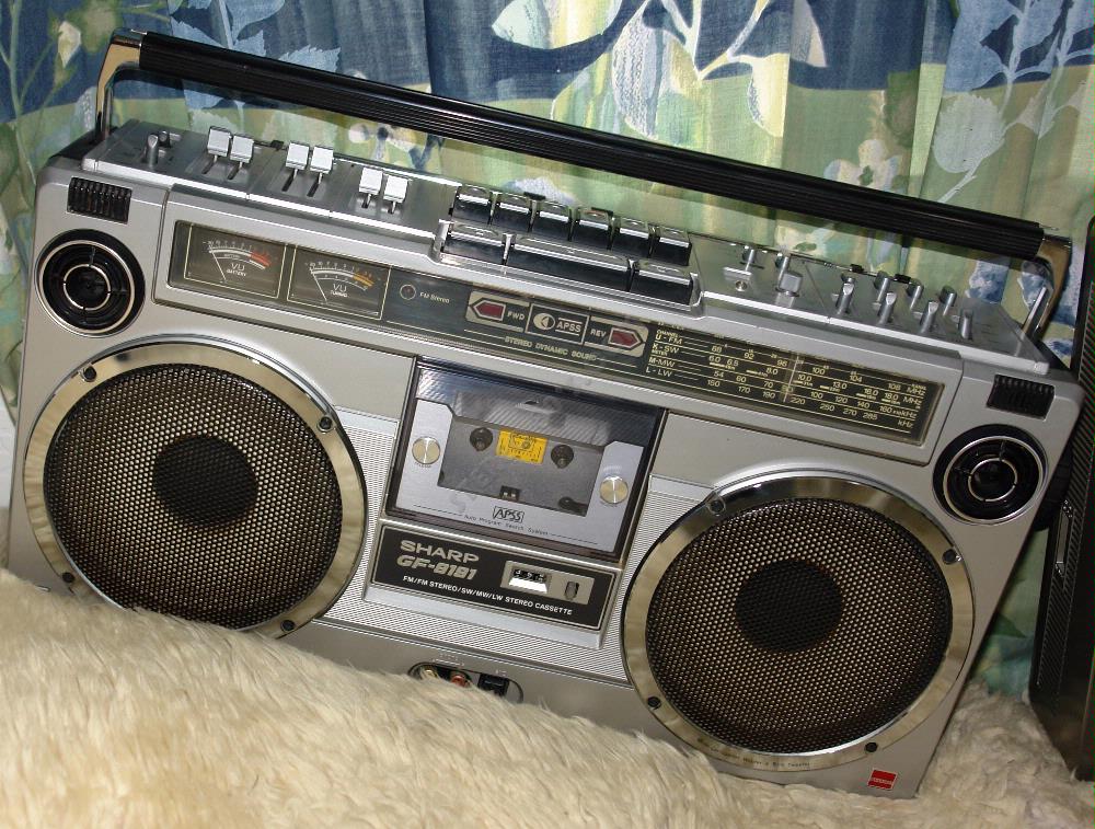 Boombox Toshiba RT-S913 Juzrte