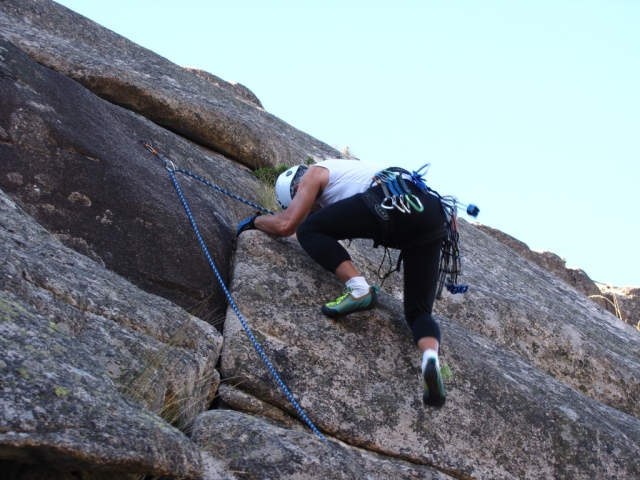 20090715 - PEDRIZA - ESCALADA EN COLINA HUECA Qsumg4