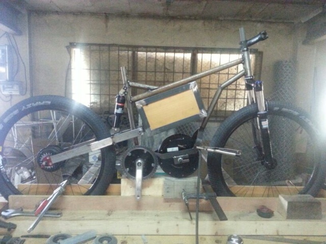 Proyecto 05 (construcción E-BIKE de Alf) - Página 4 Rsr9uh