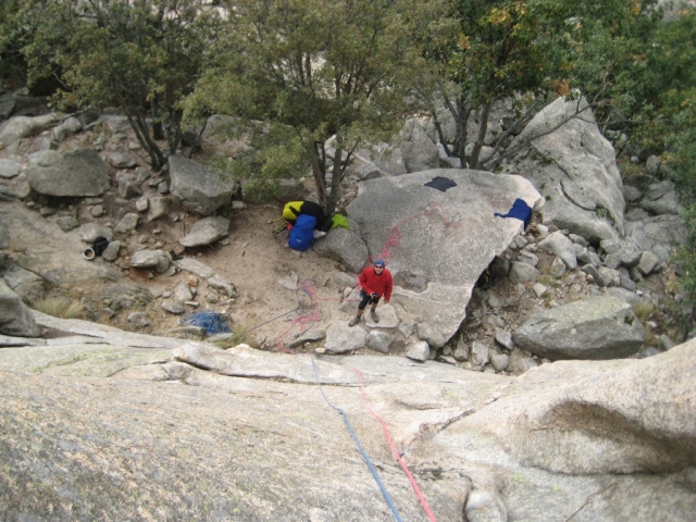 20100918 - PEDRIZA - VÍA SUR DIRECTA AL PÁJARO (6c/V+) Vopkjn