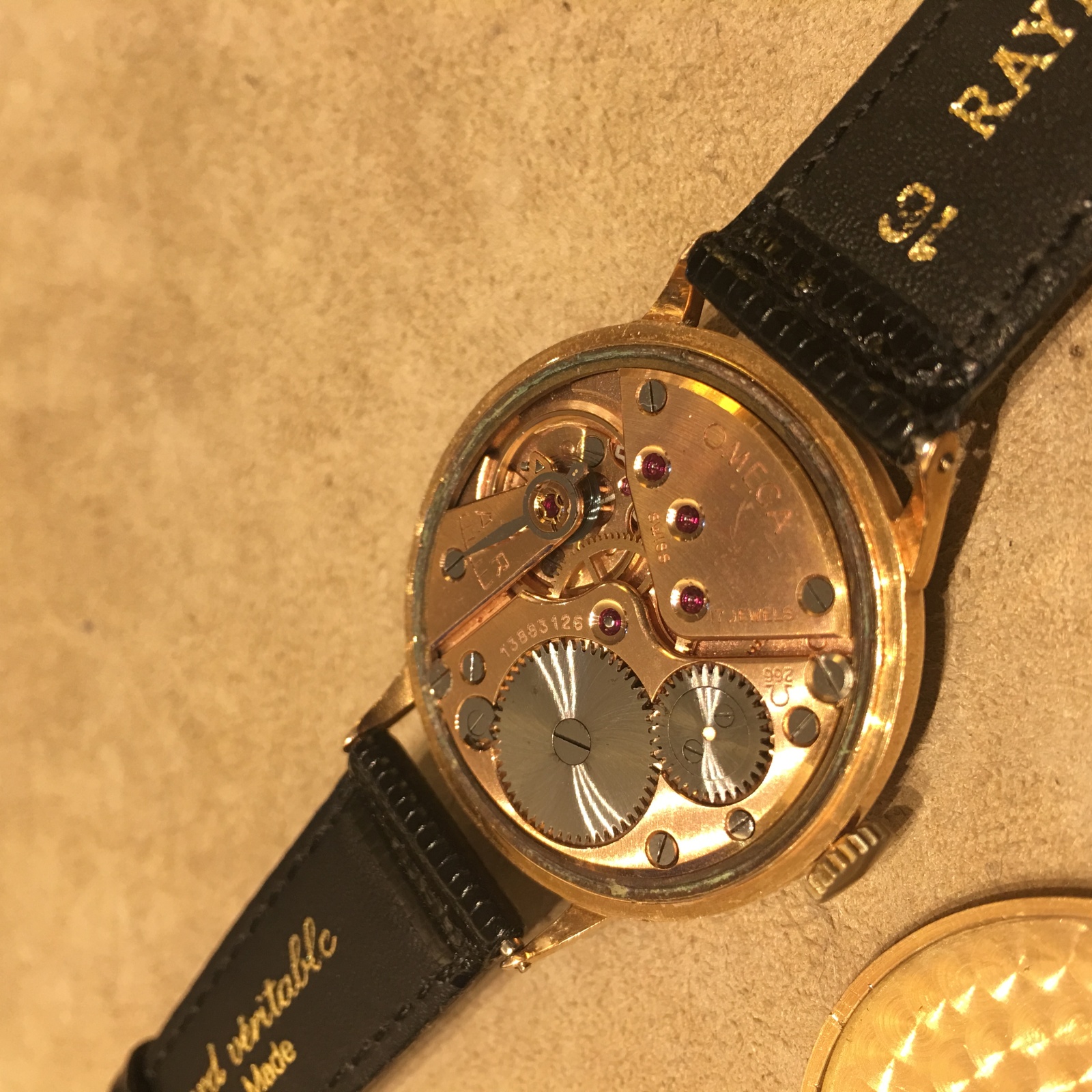 [Vendo] Omega Vintage em Ouro 18kt Estrela Vermelha 2aj6nw2