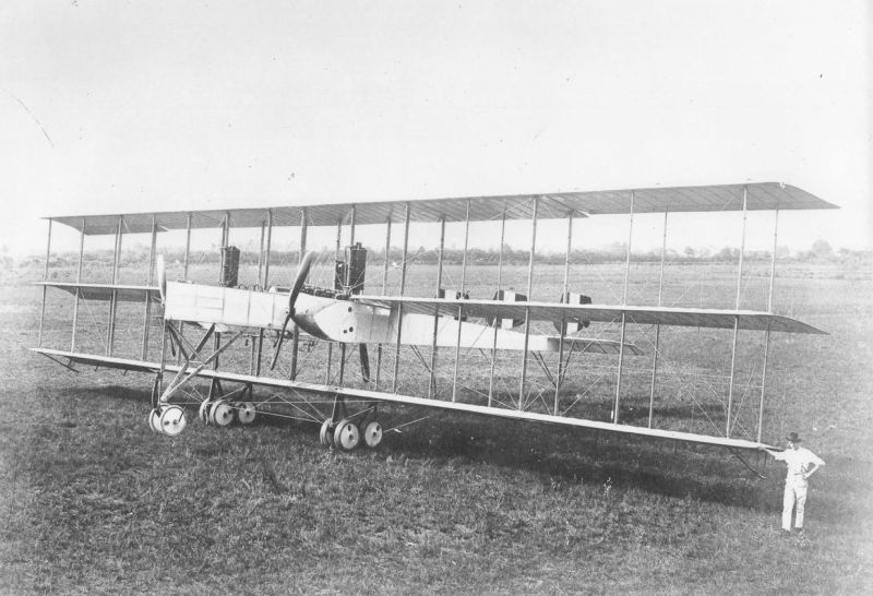 Officine Aeronautiche Caproni. 9hj7ep