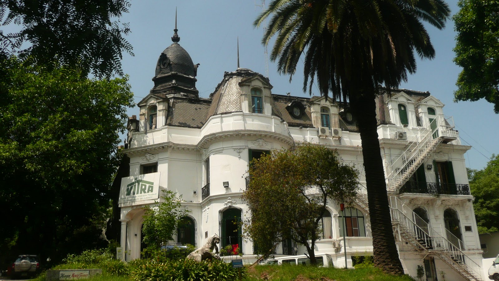 La casa de los leones [Leyenda urbana argentina] 28byzw1