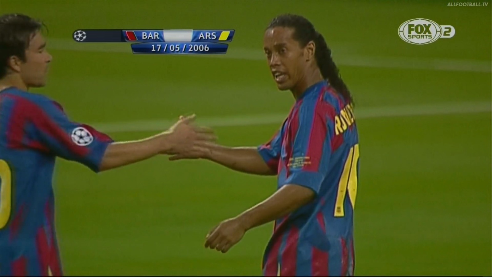 Champions League 2005/2006 - Final - FC Barcelona Vs. Arsenal (1080i/1080p/540p) (Castellano/Español Latino/Español Latino) 2dv3m9u