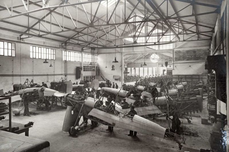 Officine Aeronautiche Caproni. 2w4k9a9