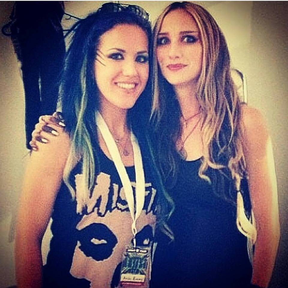 Jill Janus y Huntress 314drhz