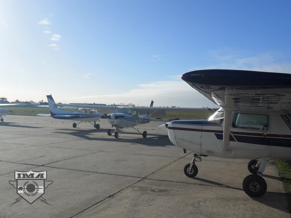 CESSNA 150/52 EN EL ENTRENAMIENTO CIVIL 29f41m9