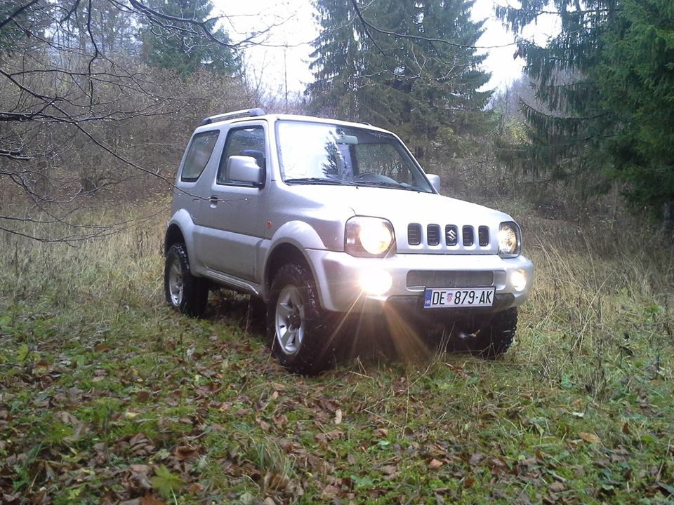 Suzuki Jimny - "mini" terenac 29z1puh