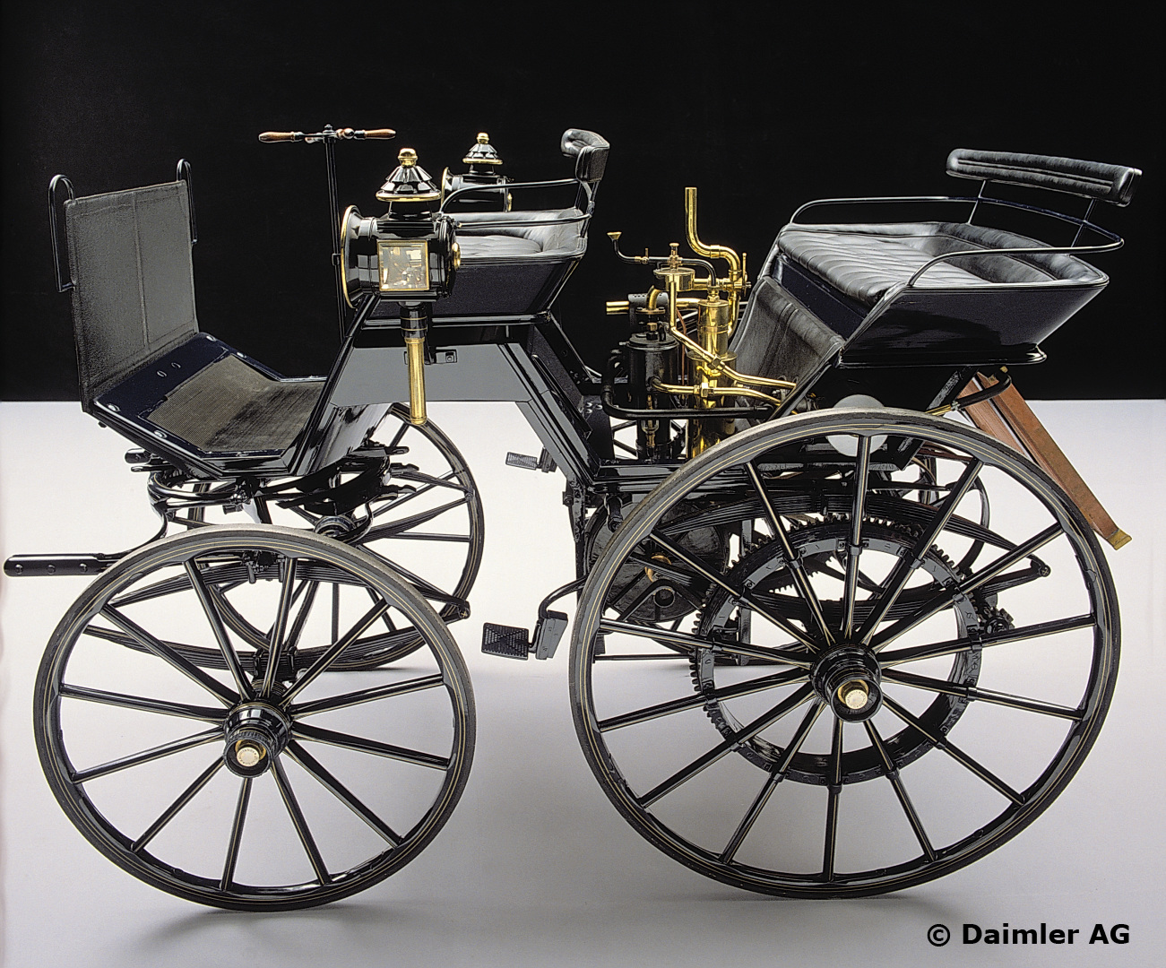 motor - (DAIMLER): Ficha técnica - Motor Carriage - 1886 293g27n