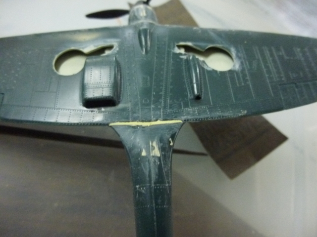 Spitfire MK 1 - Modelex/heller - Esc: 1/72 (TERMINADO) Fyea13