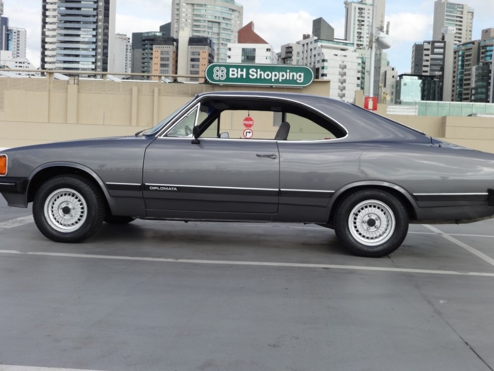 OPALA DIPLOMATA 1983 Ve64r6