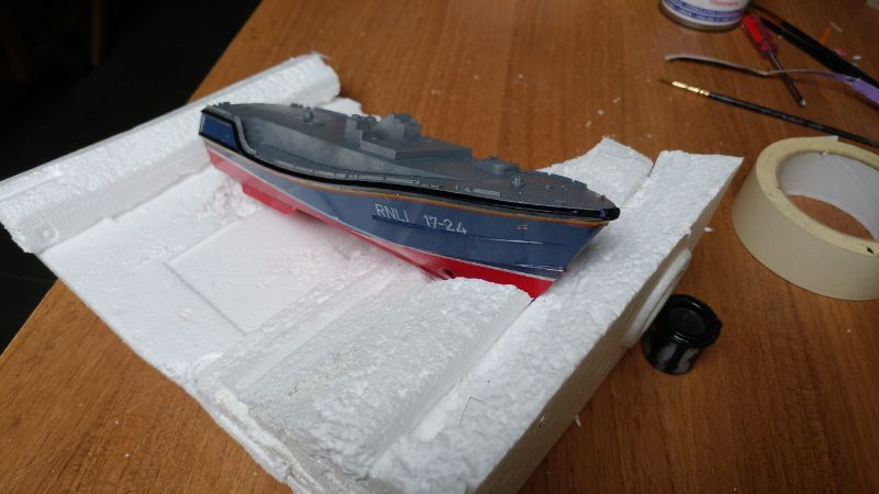 Airfix 1/72 RNLI Severn Class Lifeboat  2drri1h