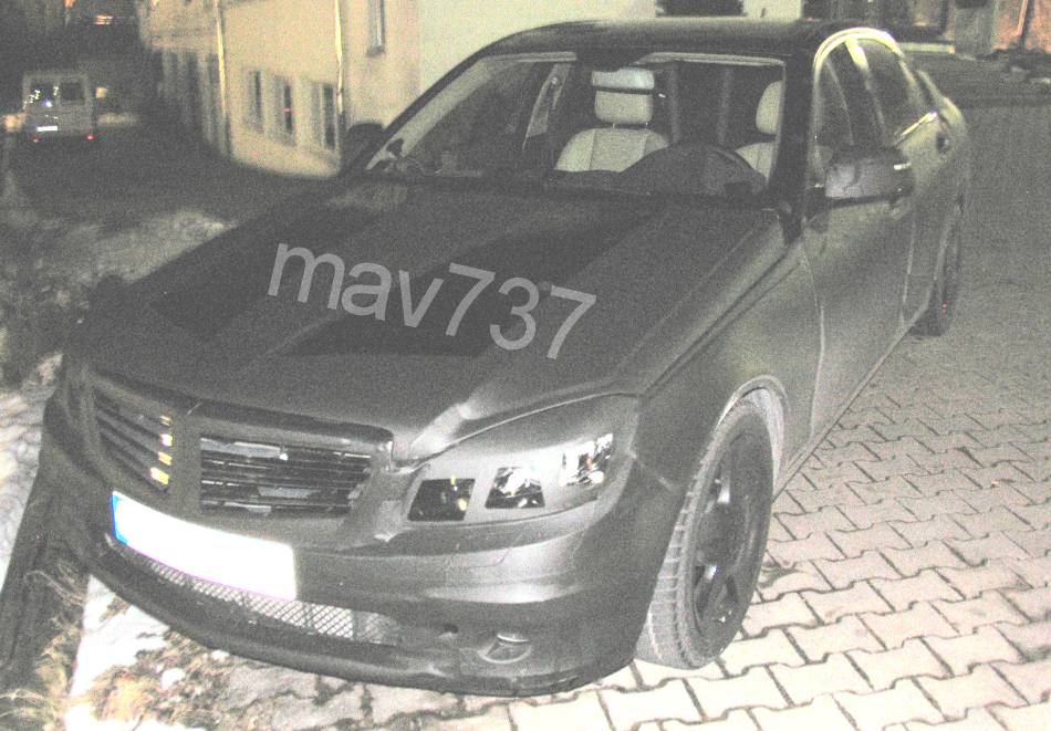 W204 - (C/S/W204): Ficha técnica  2hy8585