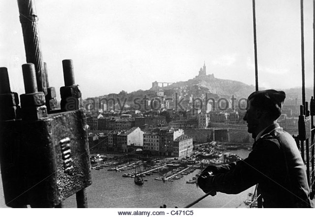 Soldats allemands à Marseille (13) - Page 2 2w4xvgk