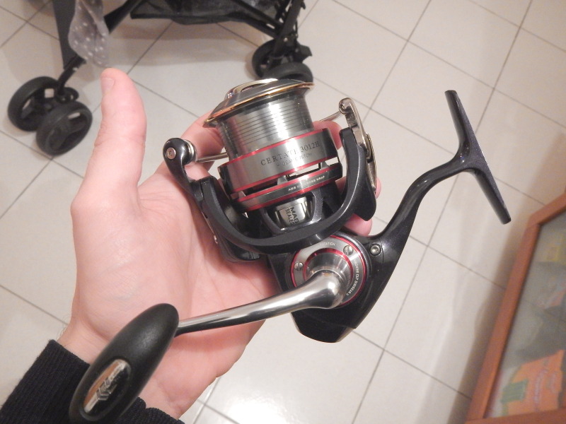 [vendo usato poco] daiwa certate 3012 H hi gear custom Fjf7s9