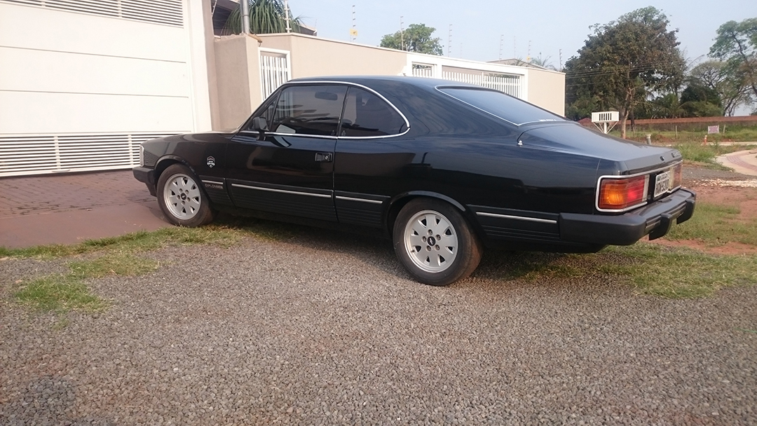 Opala Diplomata Coupe 86/87 2.5 (Ed Motta) 2exlkj7