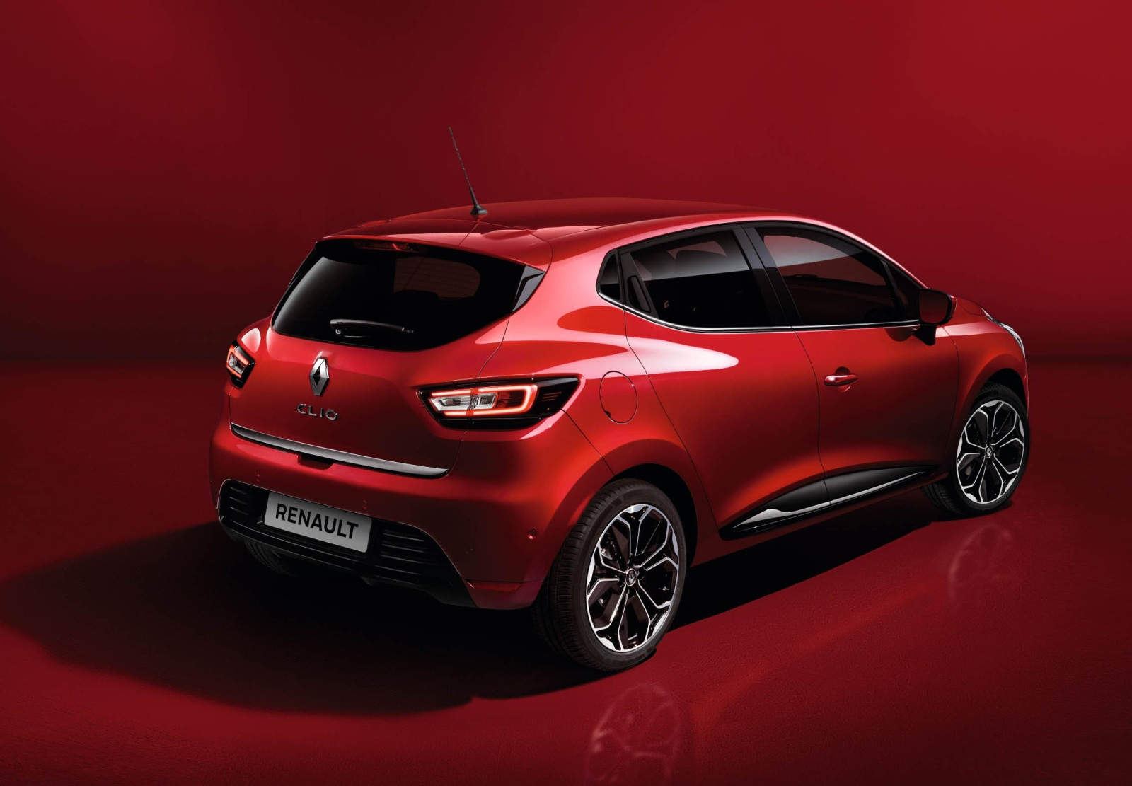 2016 [Renault] Clio IV restylée Page 24