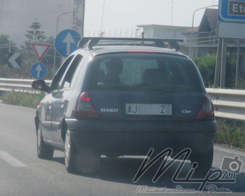 targa - Avvistamenti di auto con un determinato tipo di targa - Pagina 12 2jcixjb