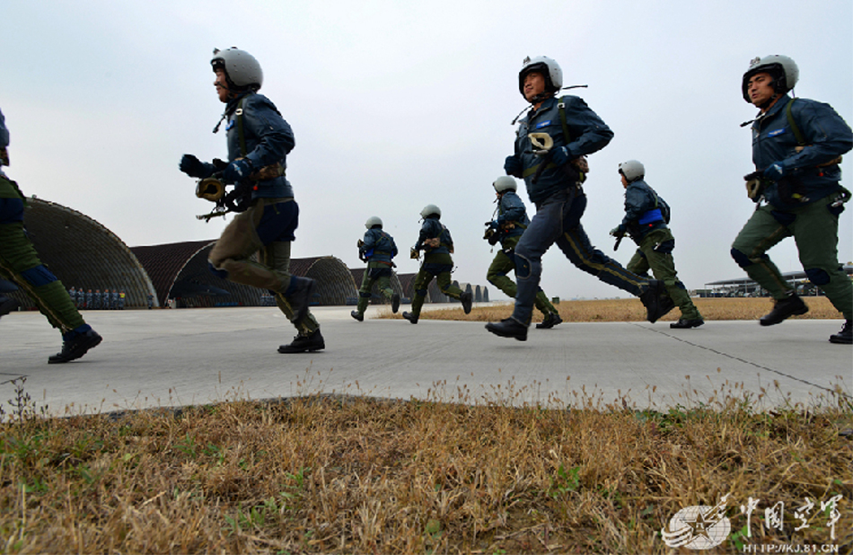 Puricelli firmó un memorando de cooperación con empresa estatal china - FUERZA AEREA CHINA (PLAAF) - Página 7 Hvpgyg