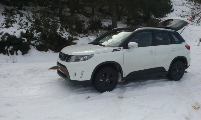 suzuki - gracias SUzuki SAMURAI  en la nieve Icjnus