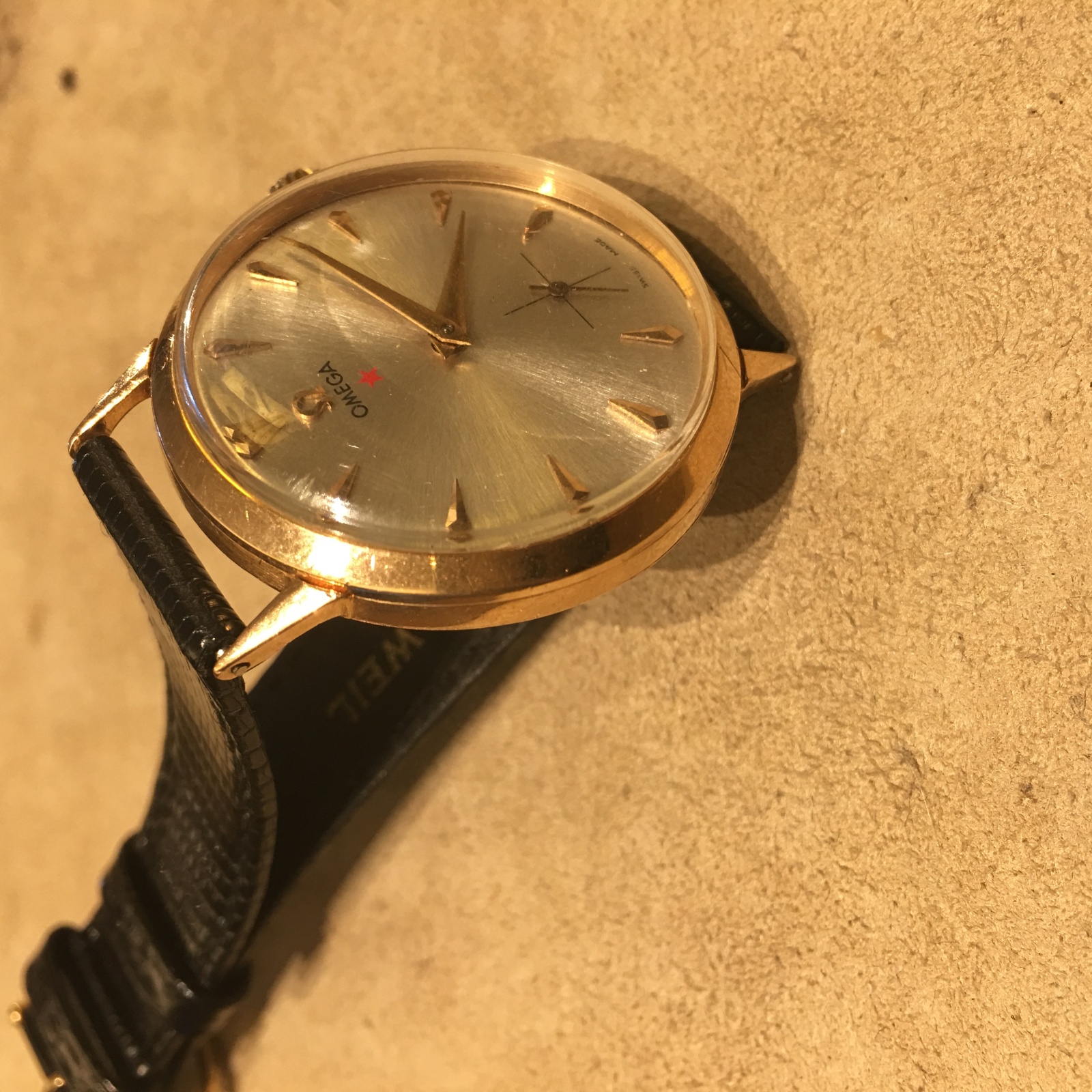 [Vendo] Omega Vintage em Ouro 18kt Estrela Vermelha Okbcl2