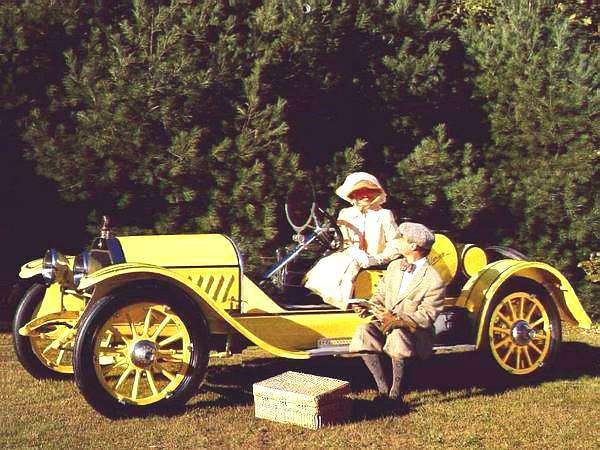 MASINILE ~ VISELE BARBATILOR....  1915_Oldsmobile_Roadster-july12b