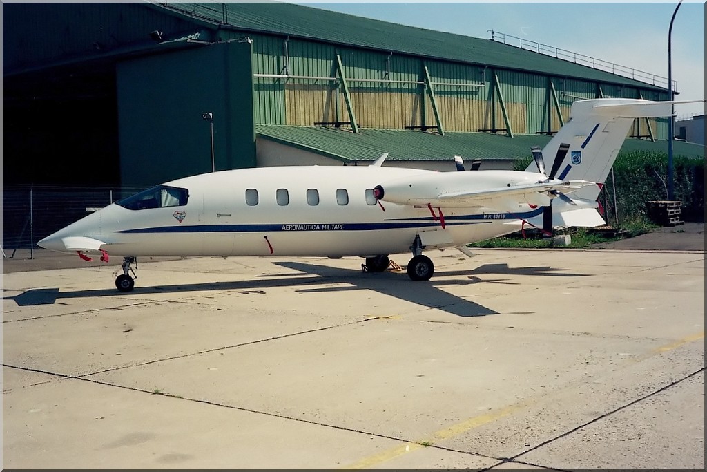 Piaggio P-180AM Avanti MM62159 Italian Air Force le 01.12.12 241