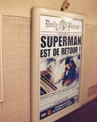 Presse - Page 5 Superman_paris_01