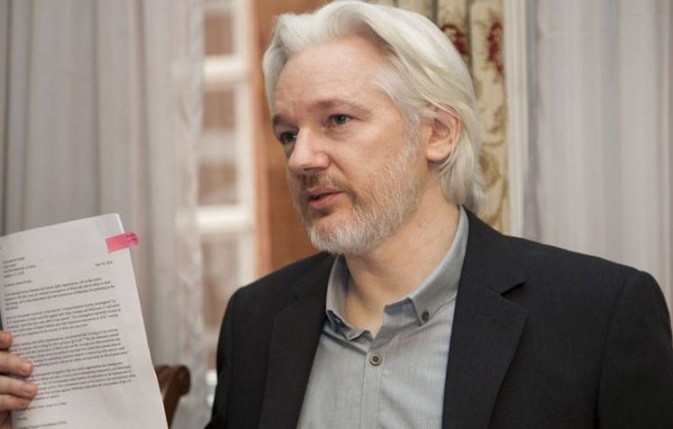 Julian Assange è stato arrestato a Londra 2551