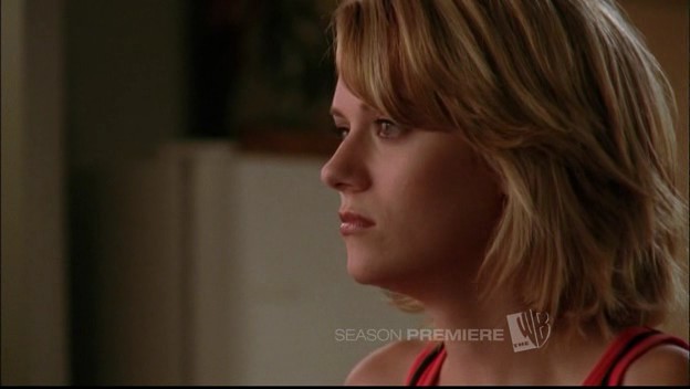 Hilarie Burton Caps301_051