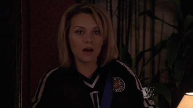 Hilarie Burton Bscap010