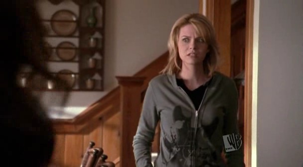 Hilarie Burton Bscap049