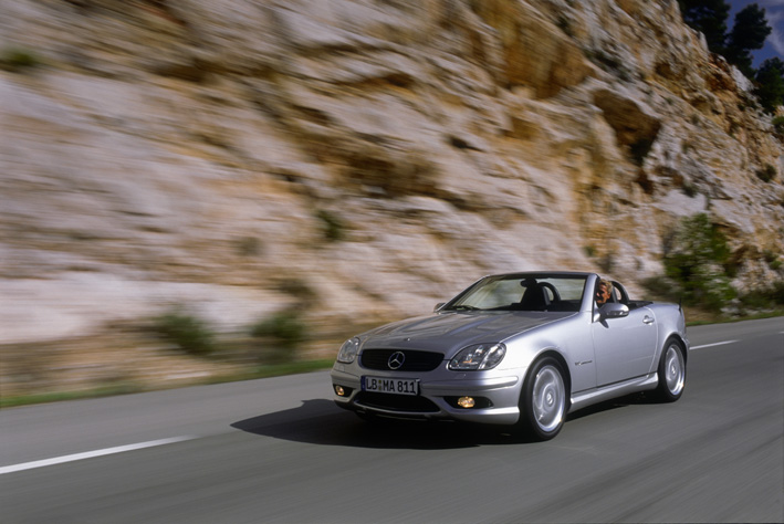 para - SLK32 AMG - #R170 Informação para Imprensa 2001 - alemão 058