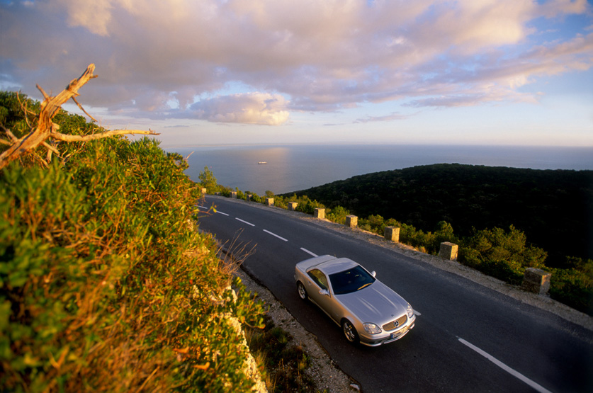 para - SLK32 AMG - #R170 Informação para Imprensa 2001 - alemão 070