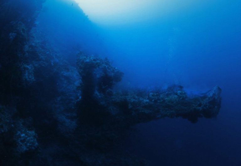 Caçador de tesouros do Discovery Channel diz ter encontrado nave alienígena no Triângulo das Bermudas Osni-triangulo-das-bermuda3-768x532