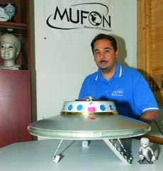 La fin du MUFON ? James_Carrion_ufo