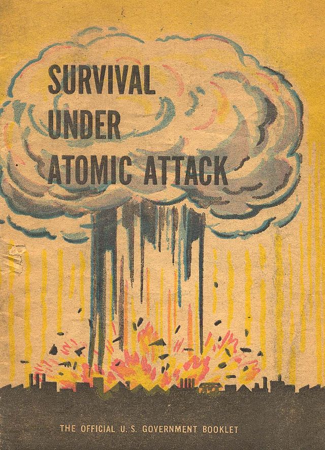 abris anti-atomique 640px-SurvivalUnderAtomicAttack