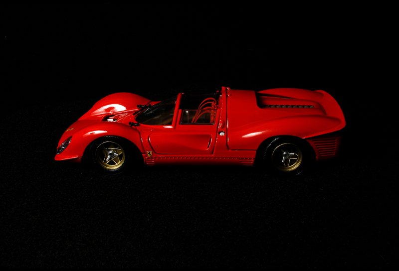 [1/18 de série] Ferrari 330 P4 - JOUEF Rot3d01