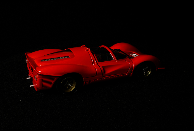 [1/18 de série] Ferrari 330 P4 - JOUEF Rot3d08